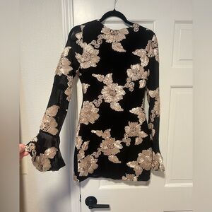 Chic Black and Gold Floral Long Sleeve Dress